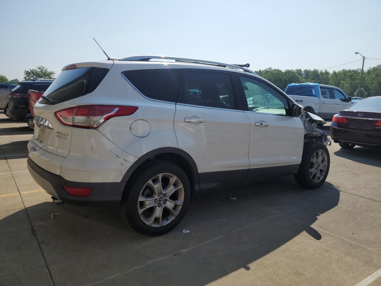 2014 Ford Escape Titanium - Image 3