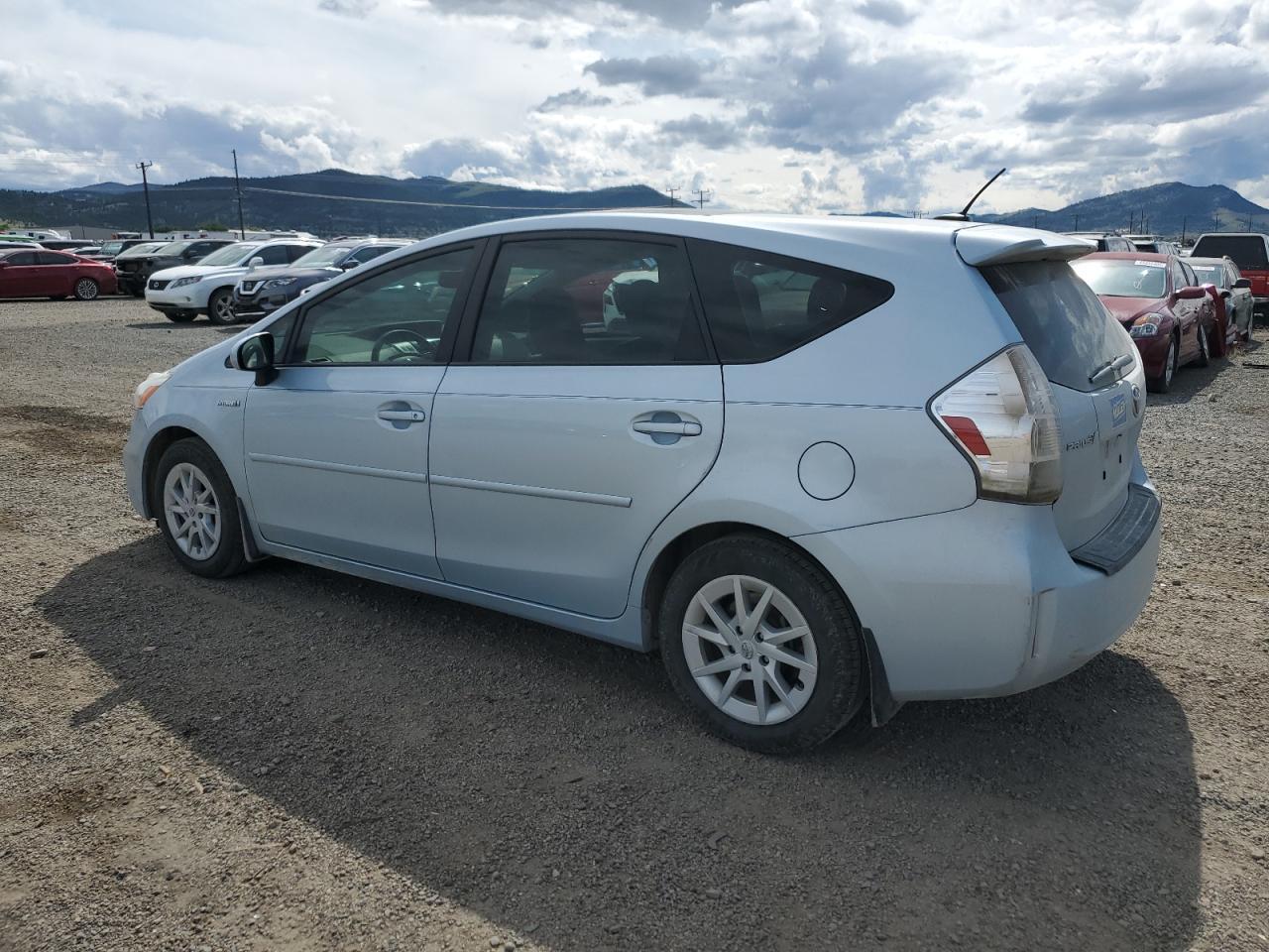 2014 Toyota Prius V - Фото 2