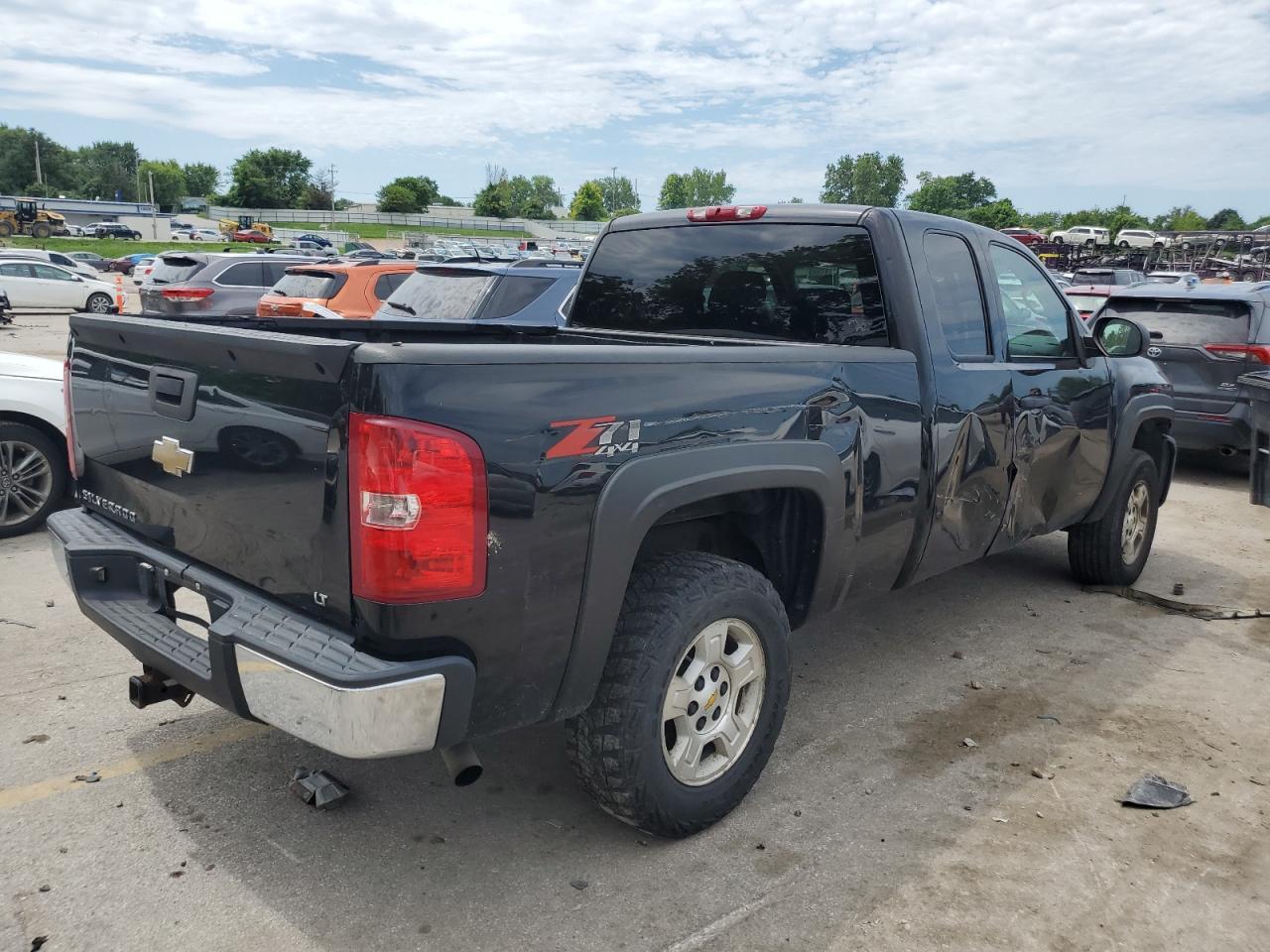 2008 Chevrolet Silverado K1500 - Image 3