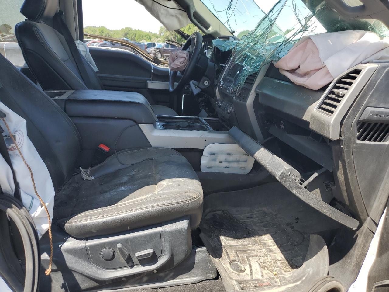 2020 Ford F350 Super Duty - Фото 7