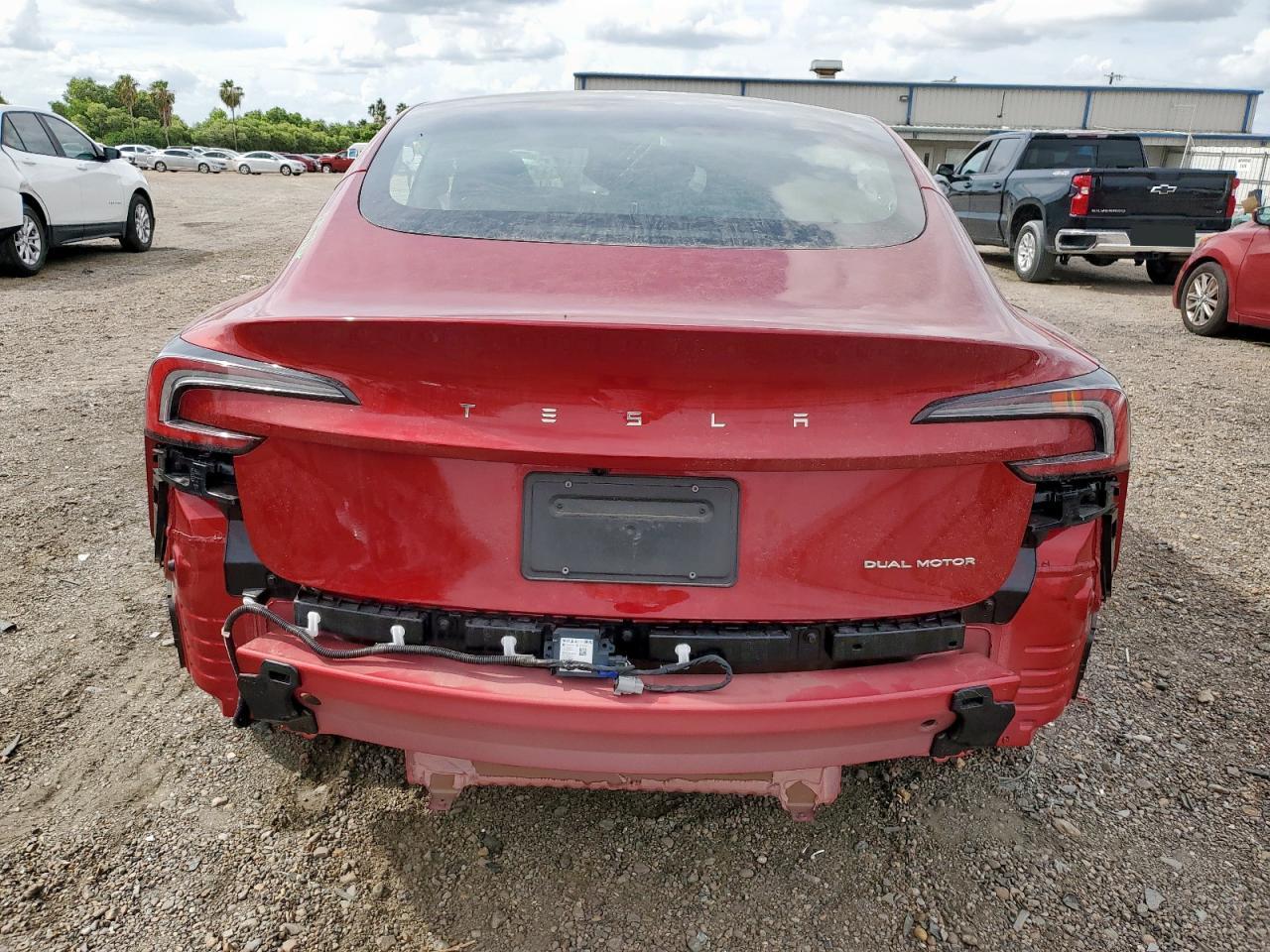2024 Tesla Model 3 - Фото 6