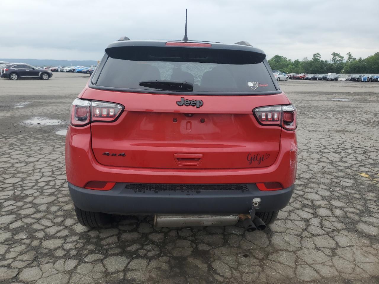 2019 Jeep Compass Latitude - Image 6