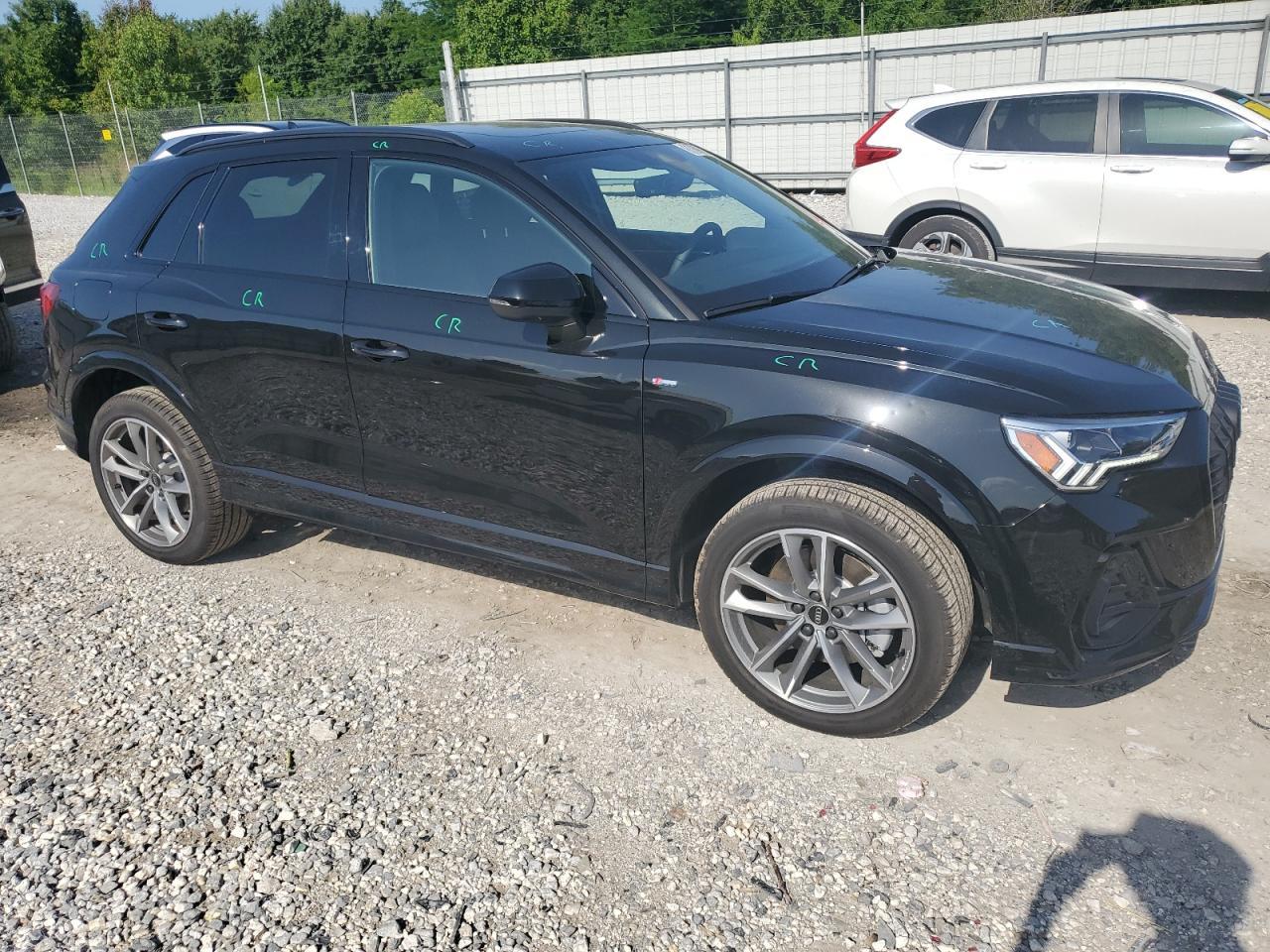 2025 Audi Q3 Premium S Line 45 - Фото 4