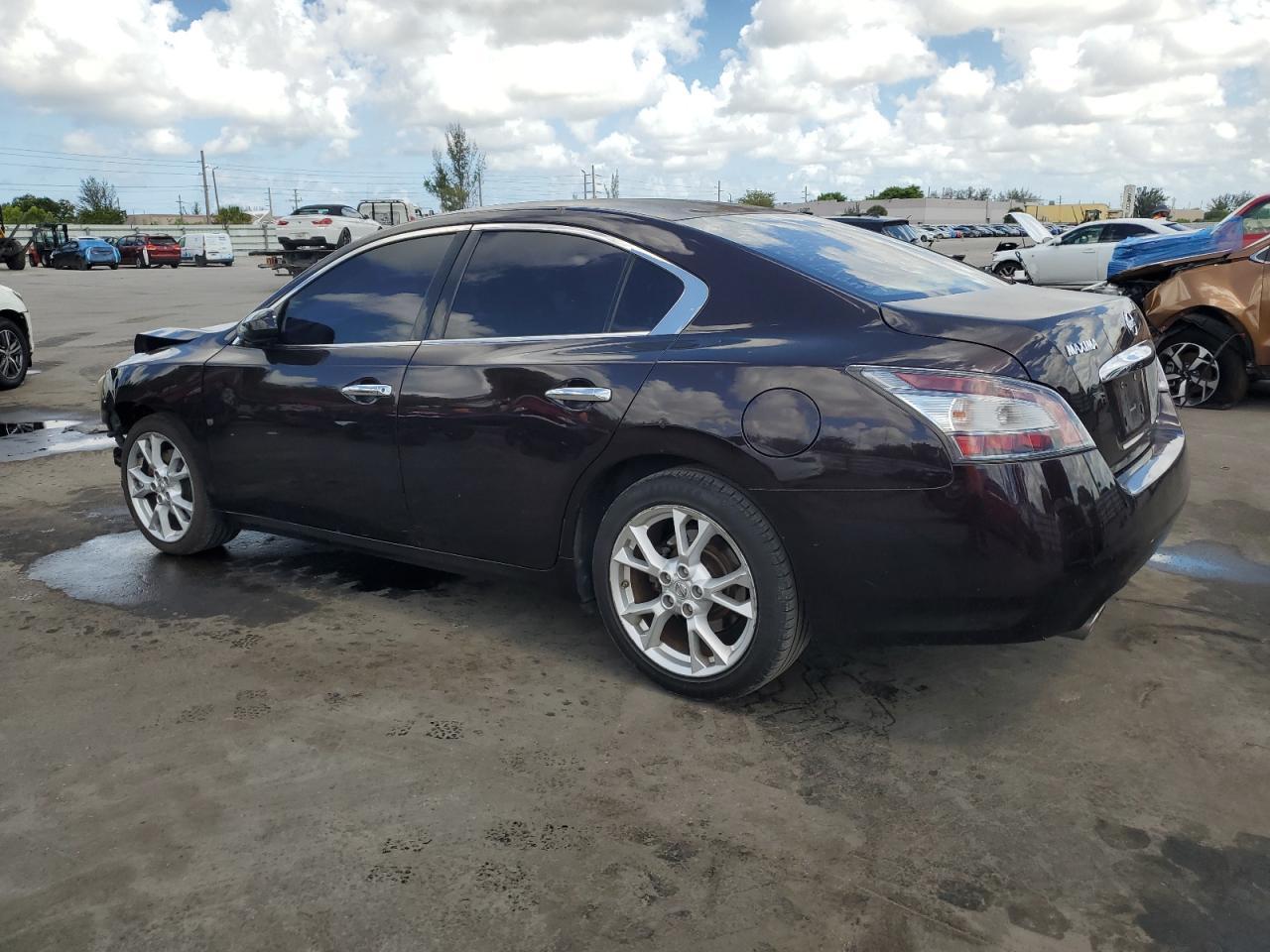 2012 Niss Maxima S - Image 2