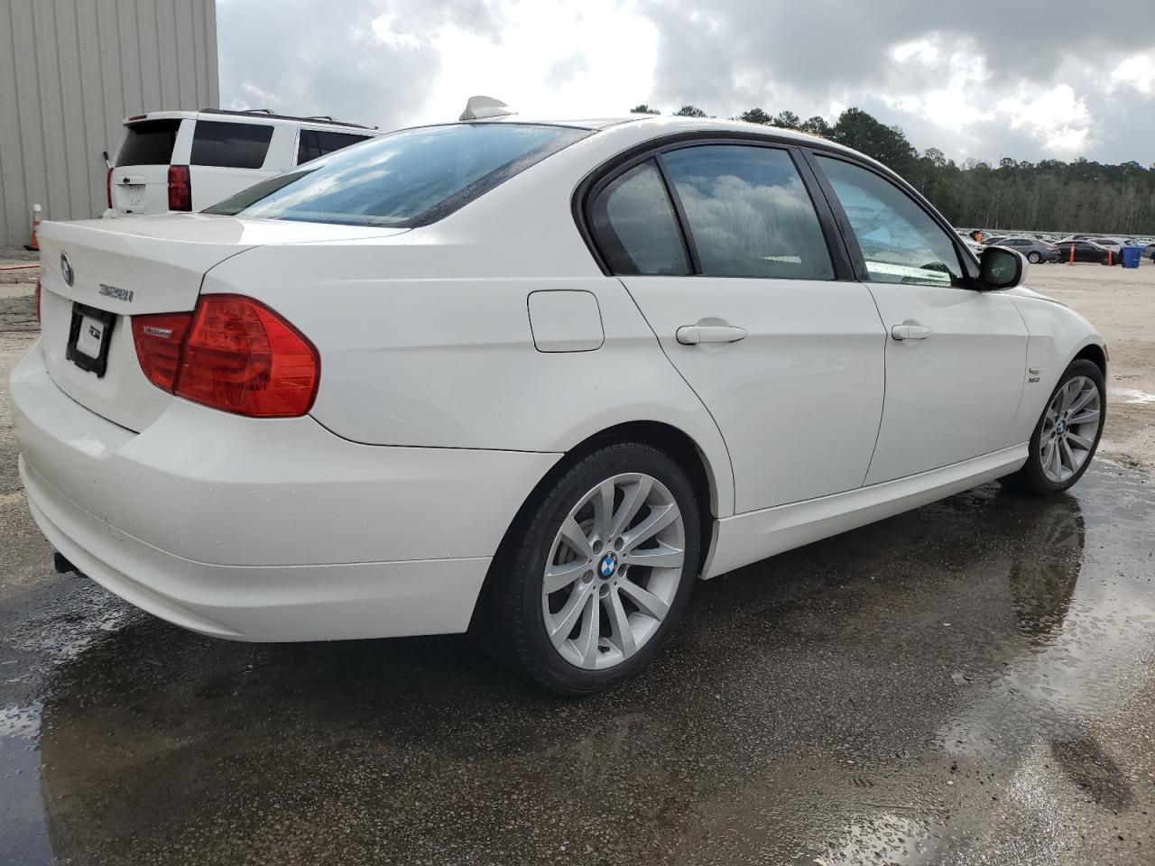 2011 BMW 328 Xi Sulev - Фото 3