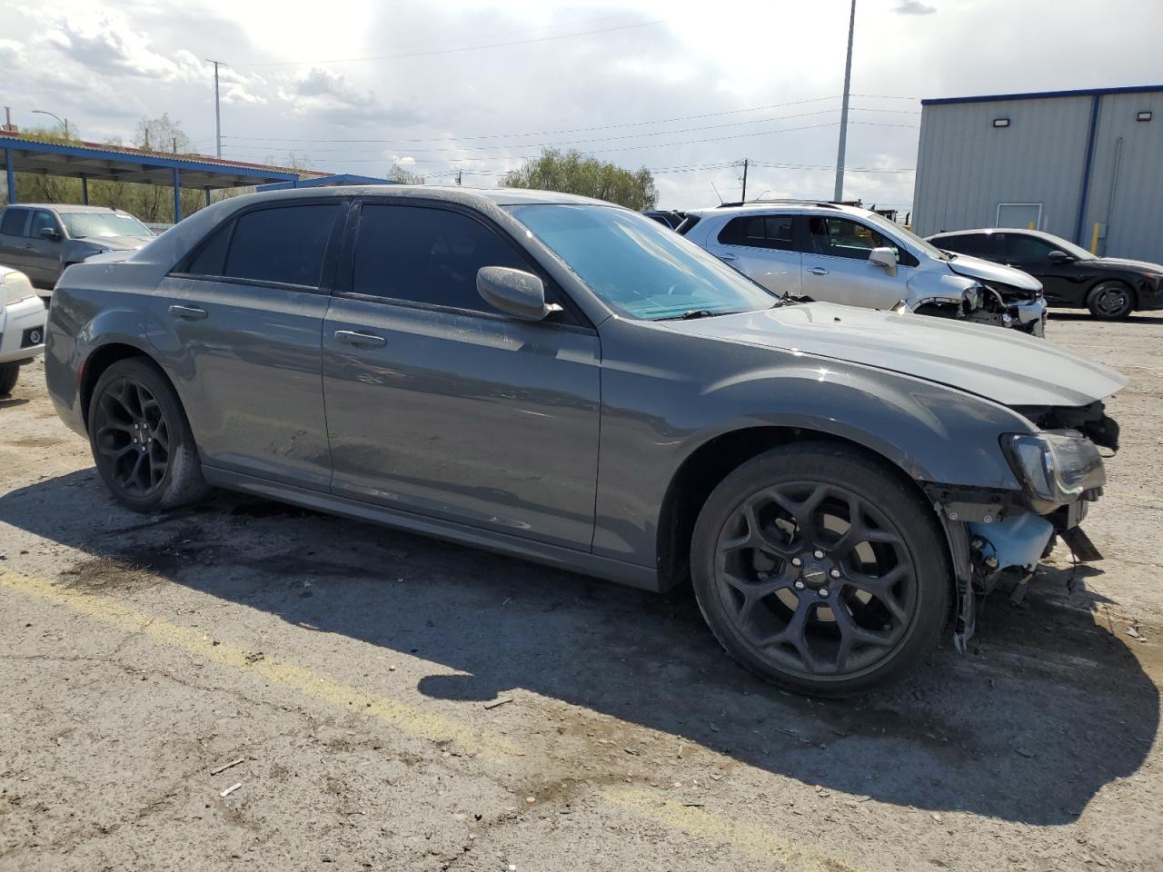 2019 Chrysler 300 S - Фото 4
