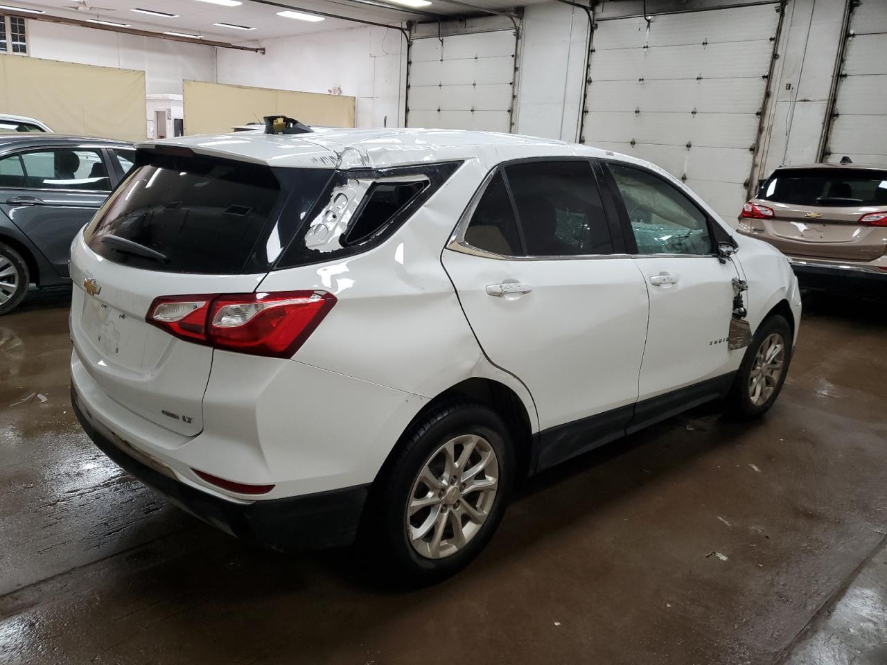 2020 Chevrolet Equinox Lt - Image 3