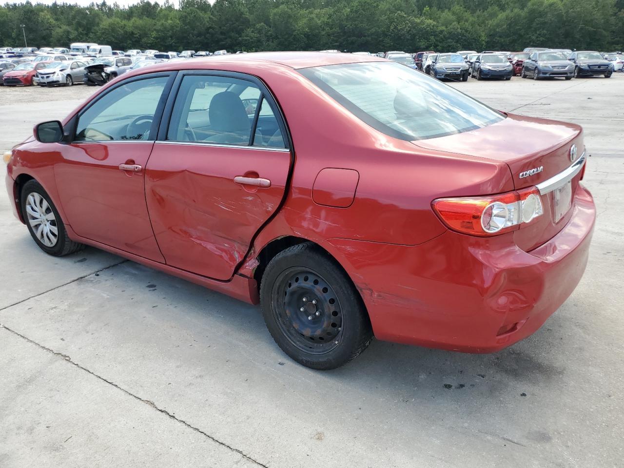 2013 Toyota Corolla Base - Фото 2