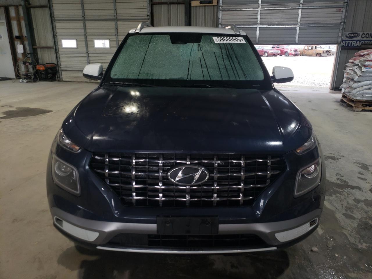 2024 Hyundai Venue Sel - Image 5