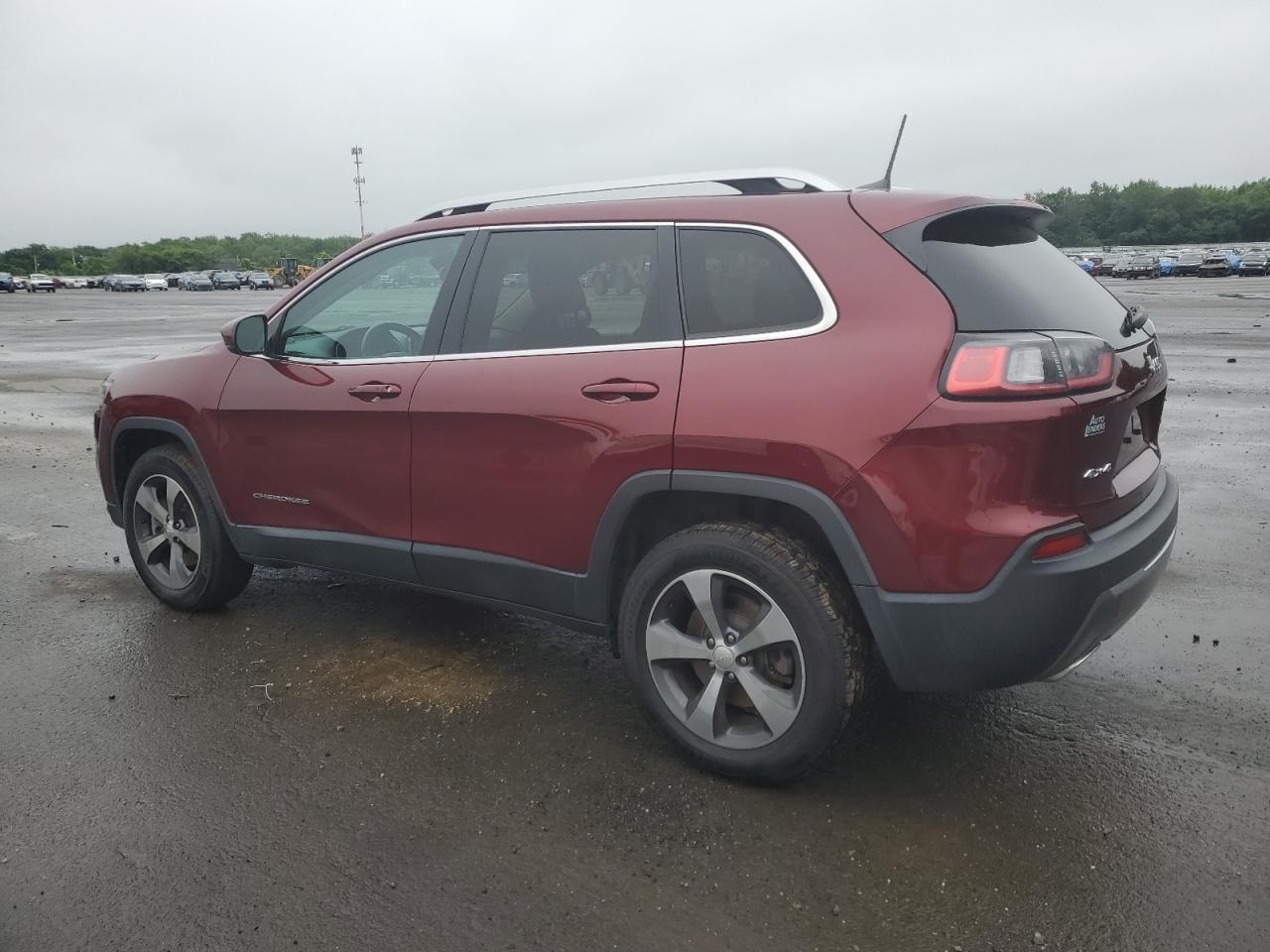 2020 Jeep Cherokee Limited - Image 2