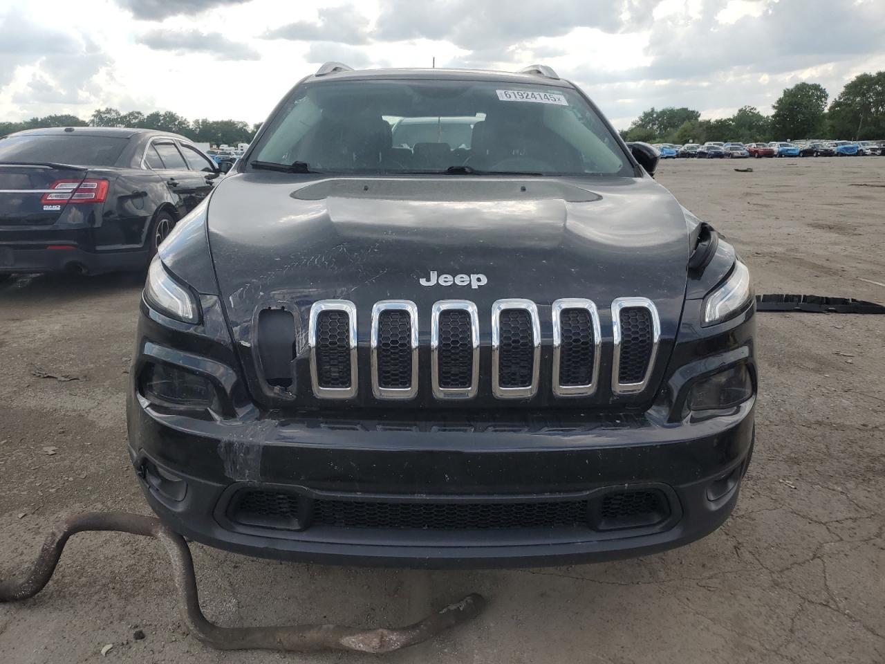 2018 Jeep Cherokee Latitude Plus - Фото 5