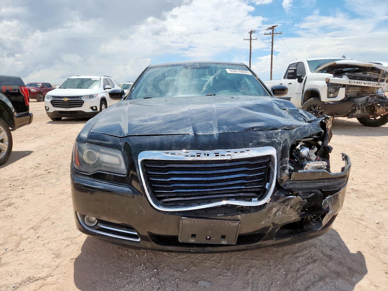 2013 Chrysler 300 S - Image 5