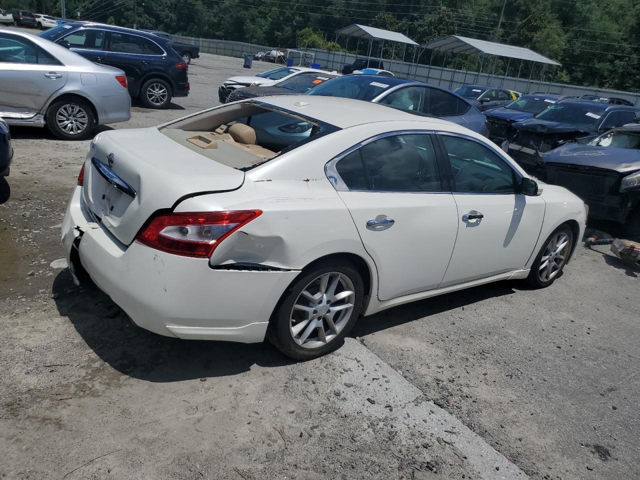 2010 Nissan Maxima S - Фото 3