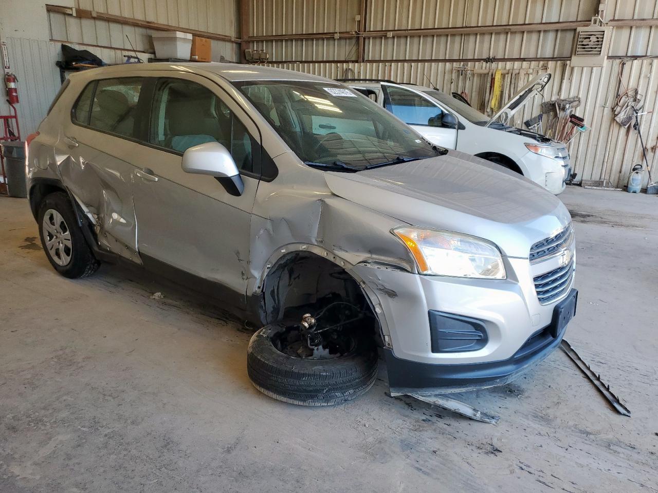 2016 Chevrolet Trax Ls - Фото 4