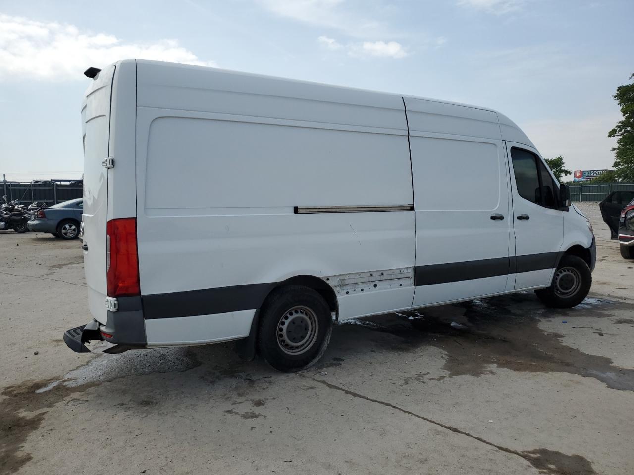 2021 Mercedes-Benz Sprinter 2500 - Фото 3
