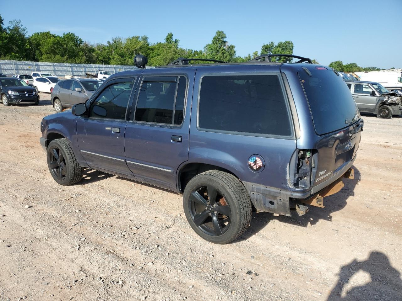 2000 Ford Explorer Xlt - Фото 2