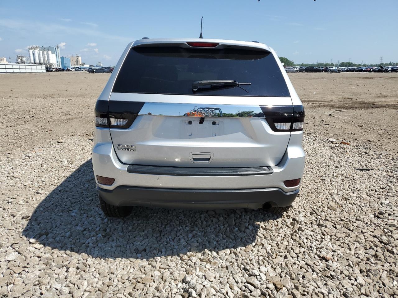 2013 Jeep Grand Cherokee Laredo - Image 6
