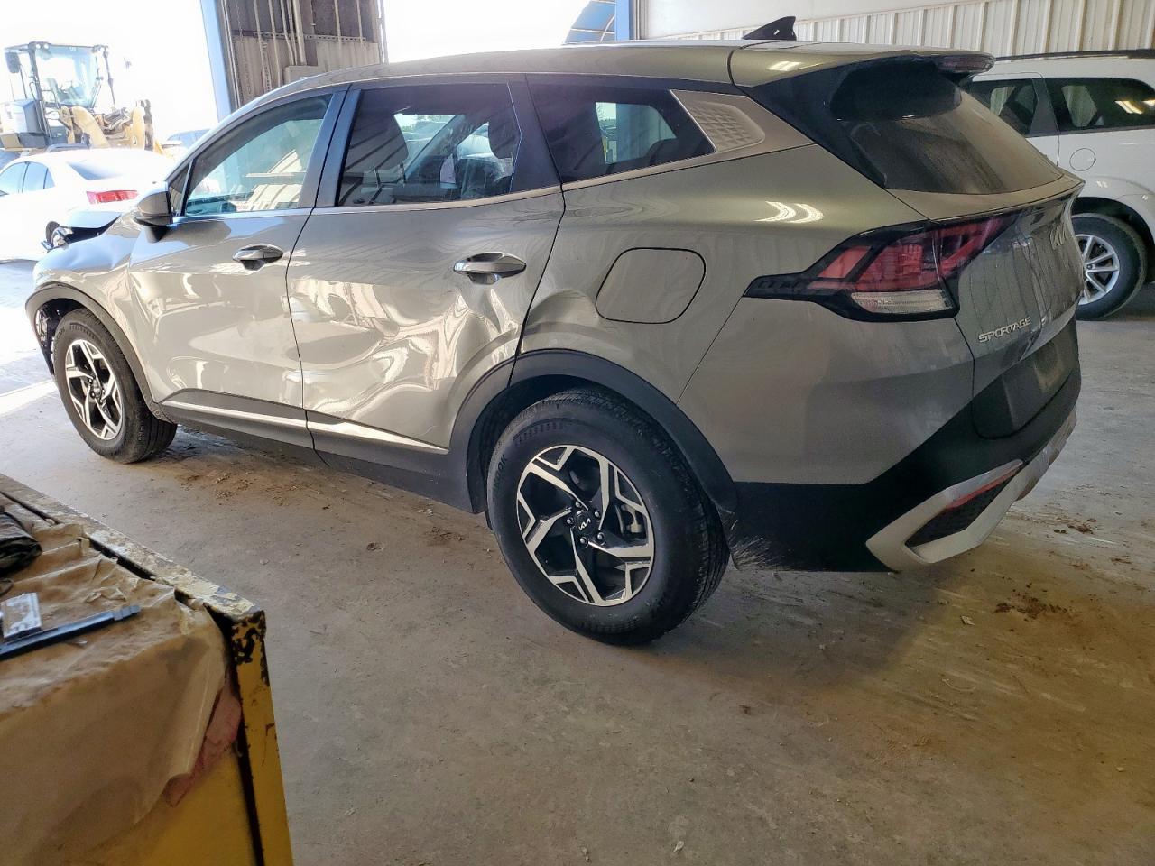 2025 Kia Sportage Lx - Image 2