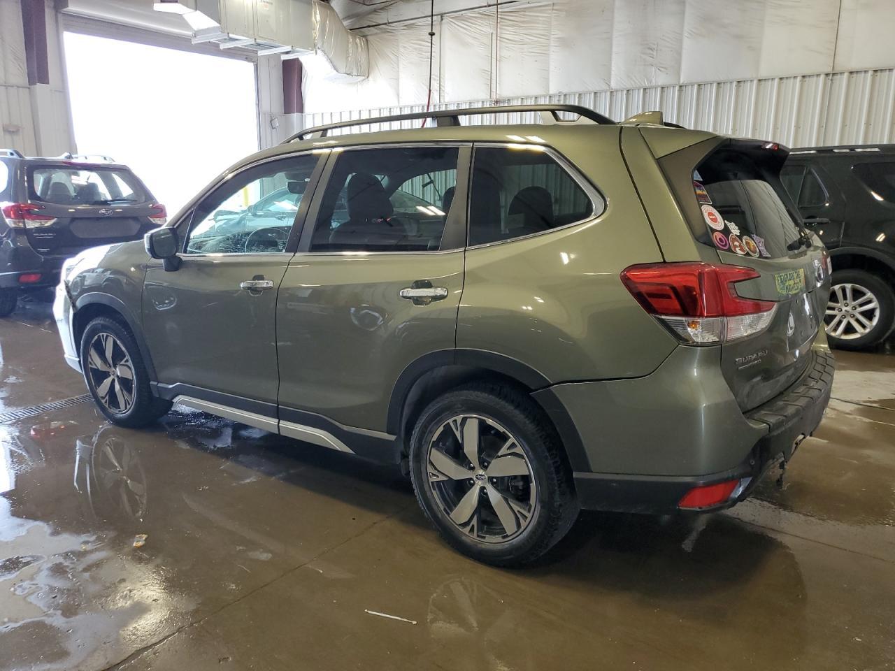 2019 Subaru Forester Touring - Фото 2
