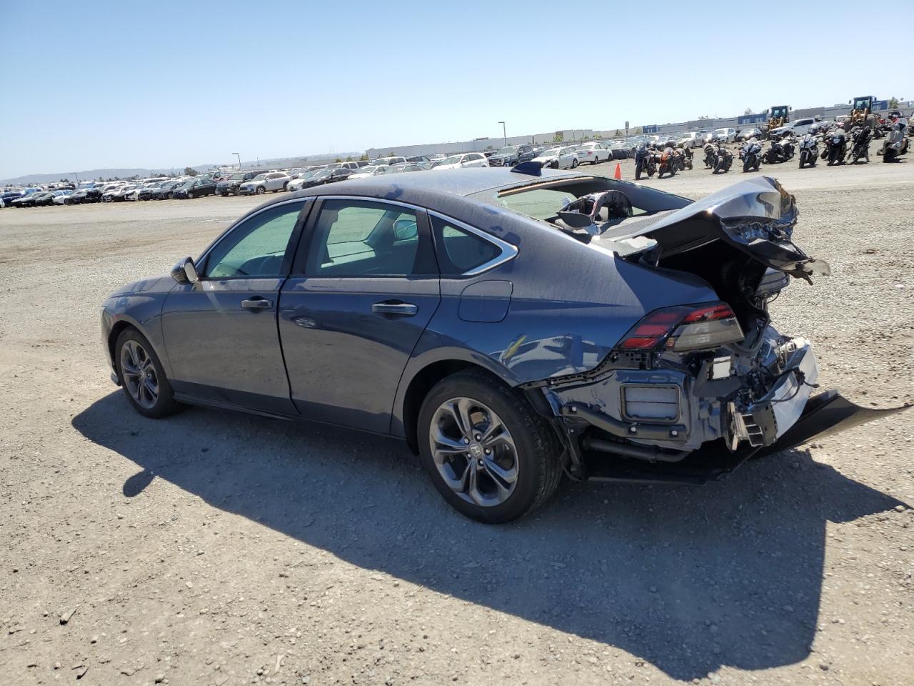 2024 Honda Accord Hybrid Exl - Image 2