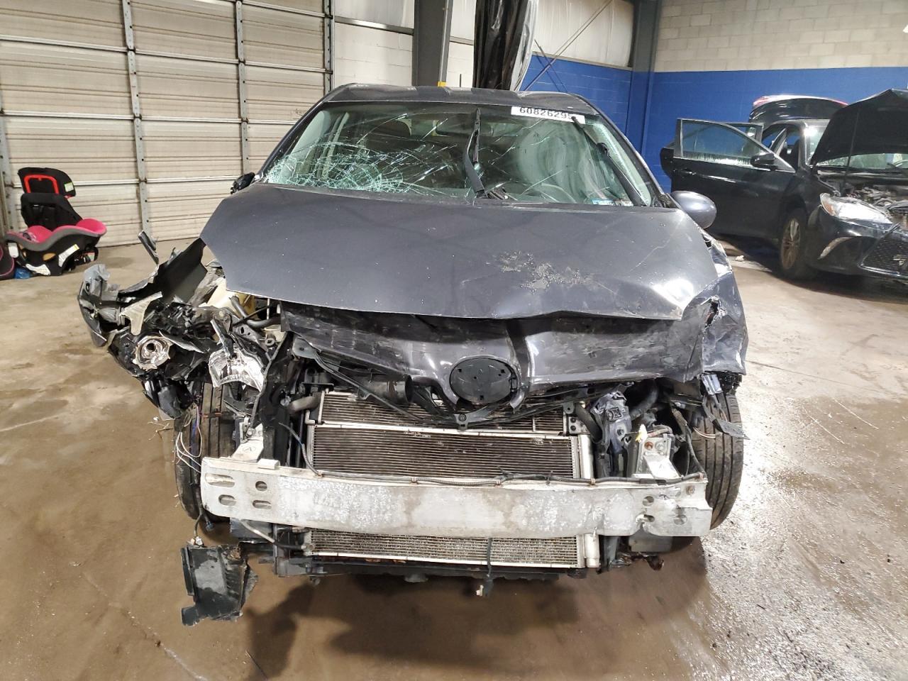 2011 Toyota Prius - Фото 5