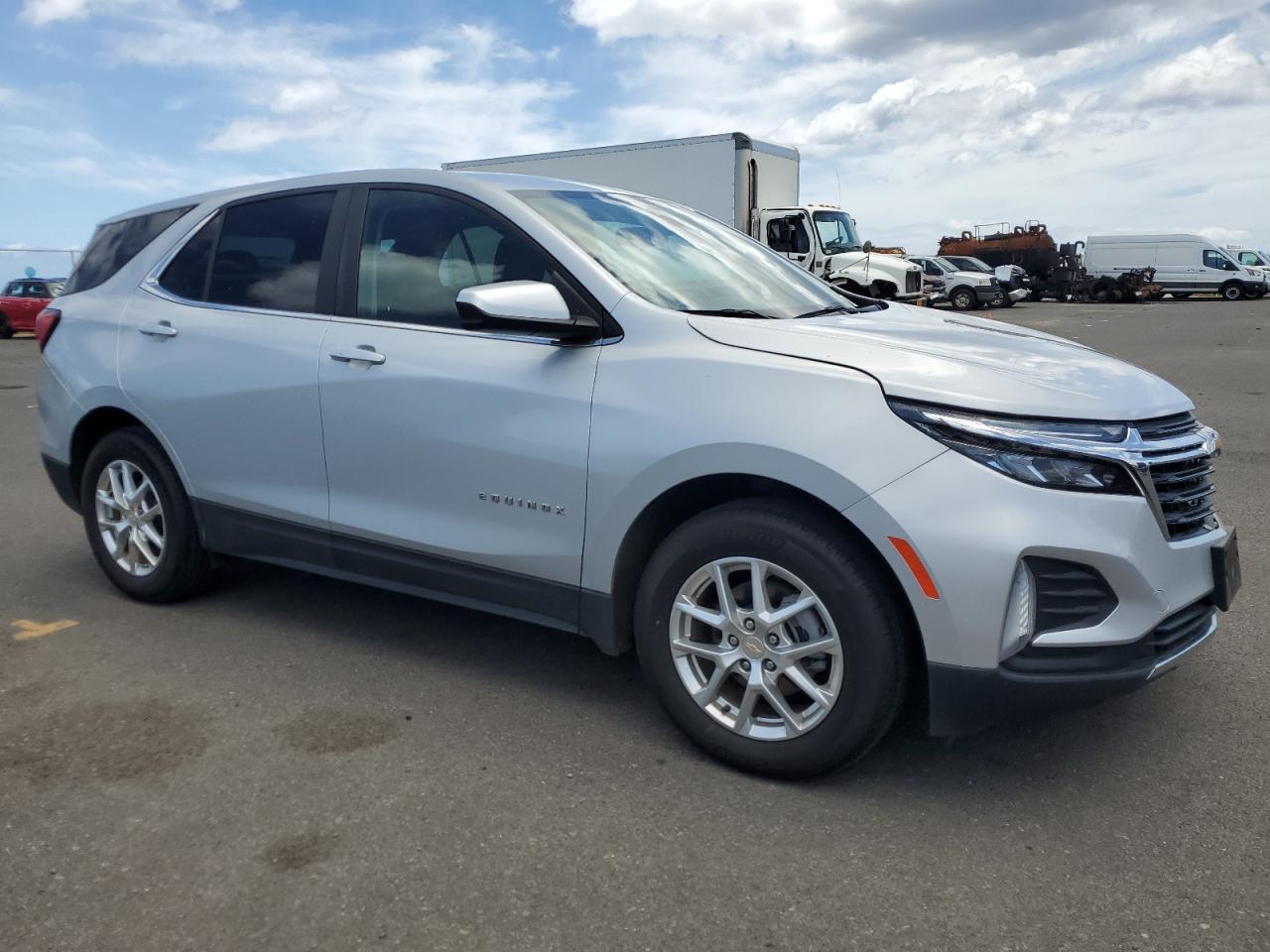 2022 Chevrolet Equinox Lt - Фото 4