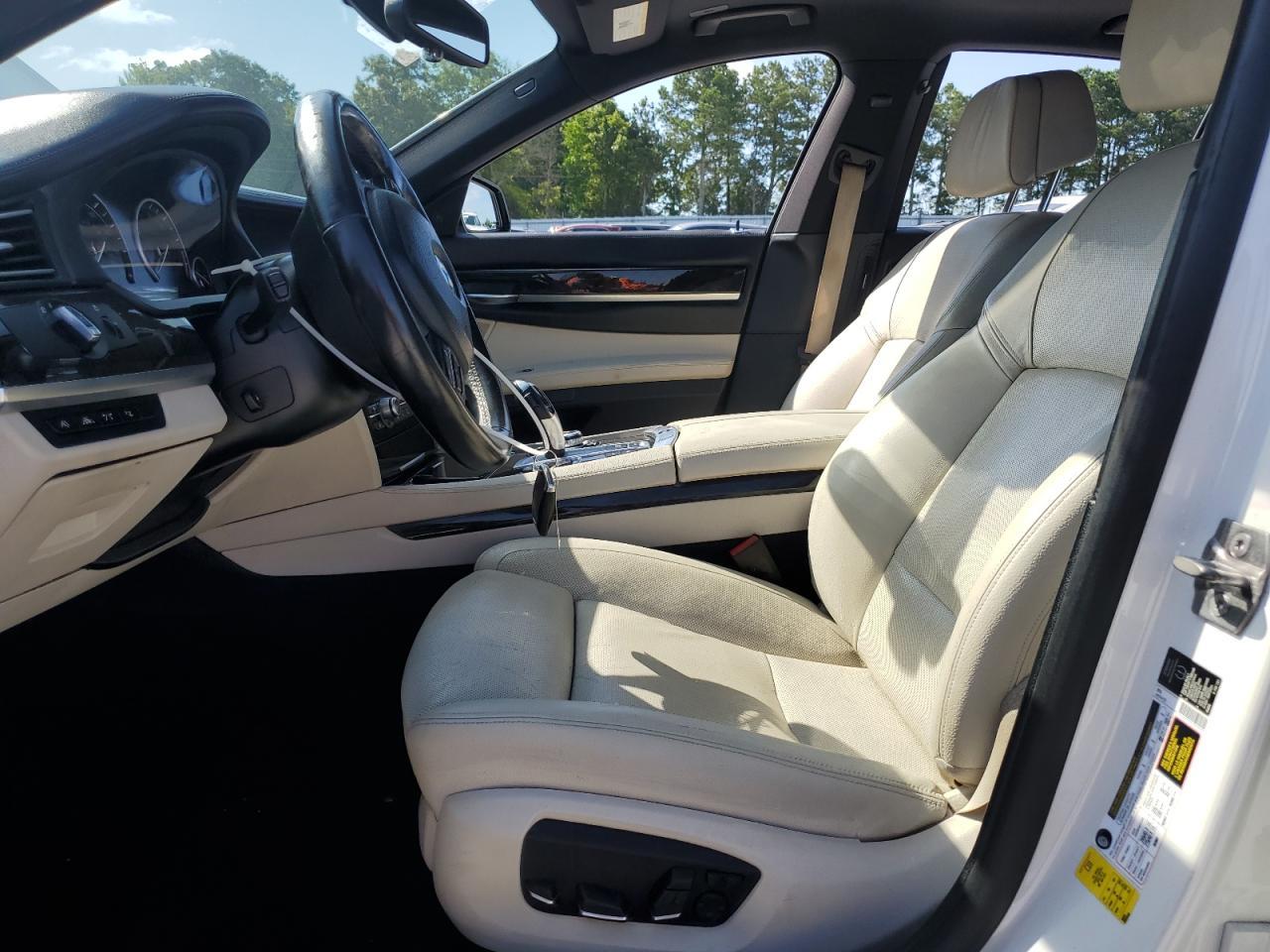 2013 BMW 740 I - Image 7