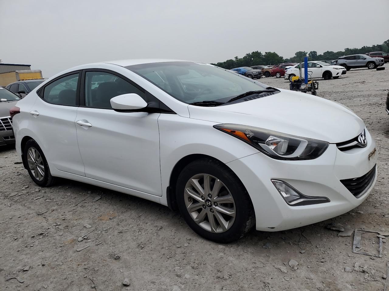 2015 Hyundai Elantra Se - Фото 4