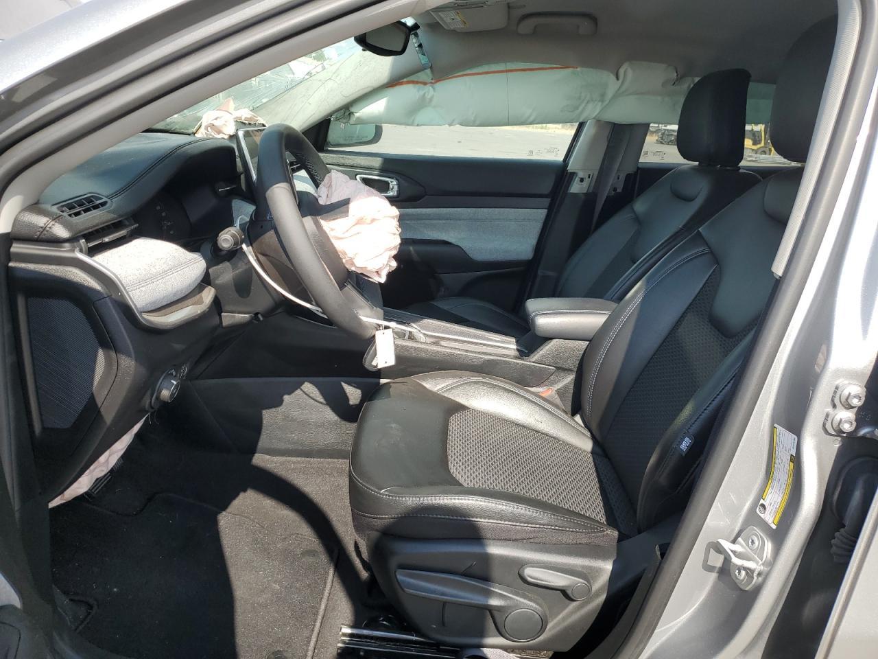 2022 Jeep Compass Latitude - Фото 7