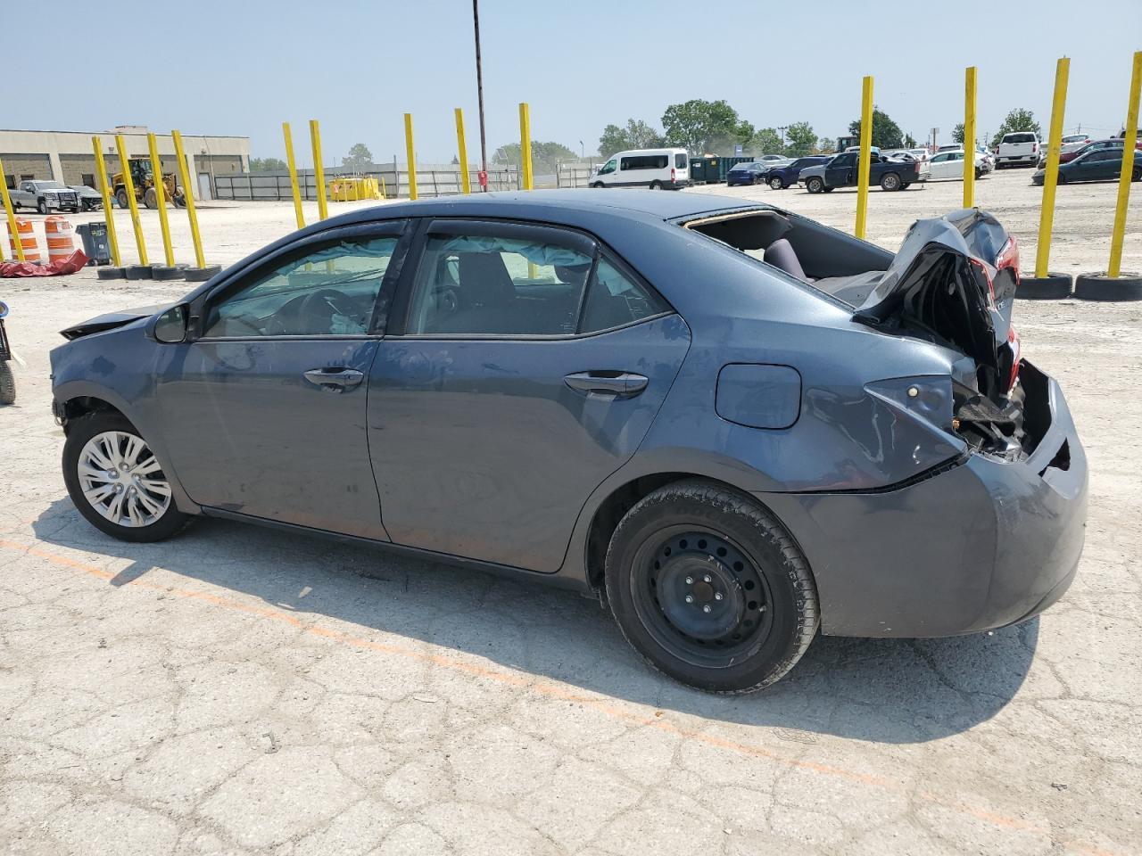 2017 Toyota Corolla L - Фото 2