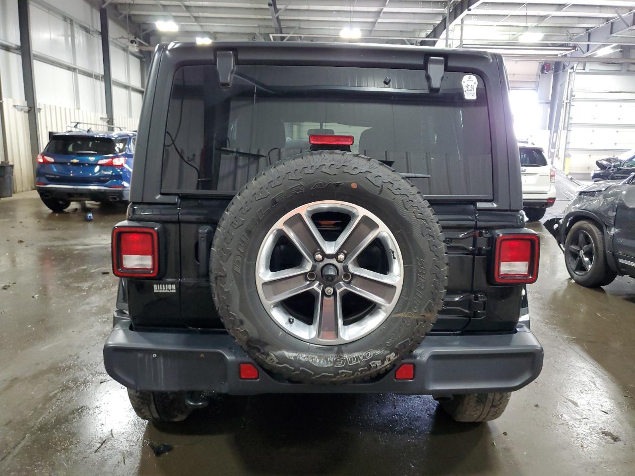 2020 Jeep Wrangler Unlimited Sahara - Image 6