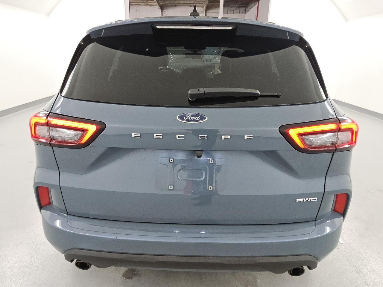 2023 Ford Escape St Line - Фото 6