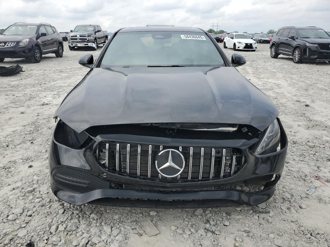 2023 Mercedes-Benz C 300 - Фото 5