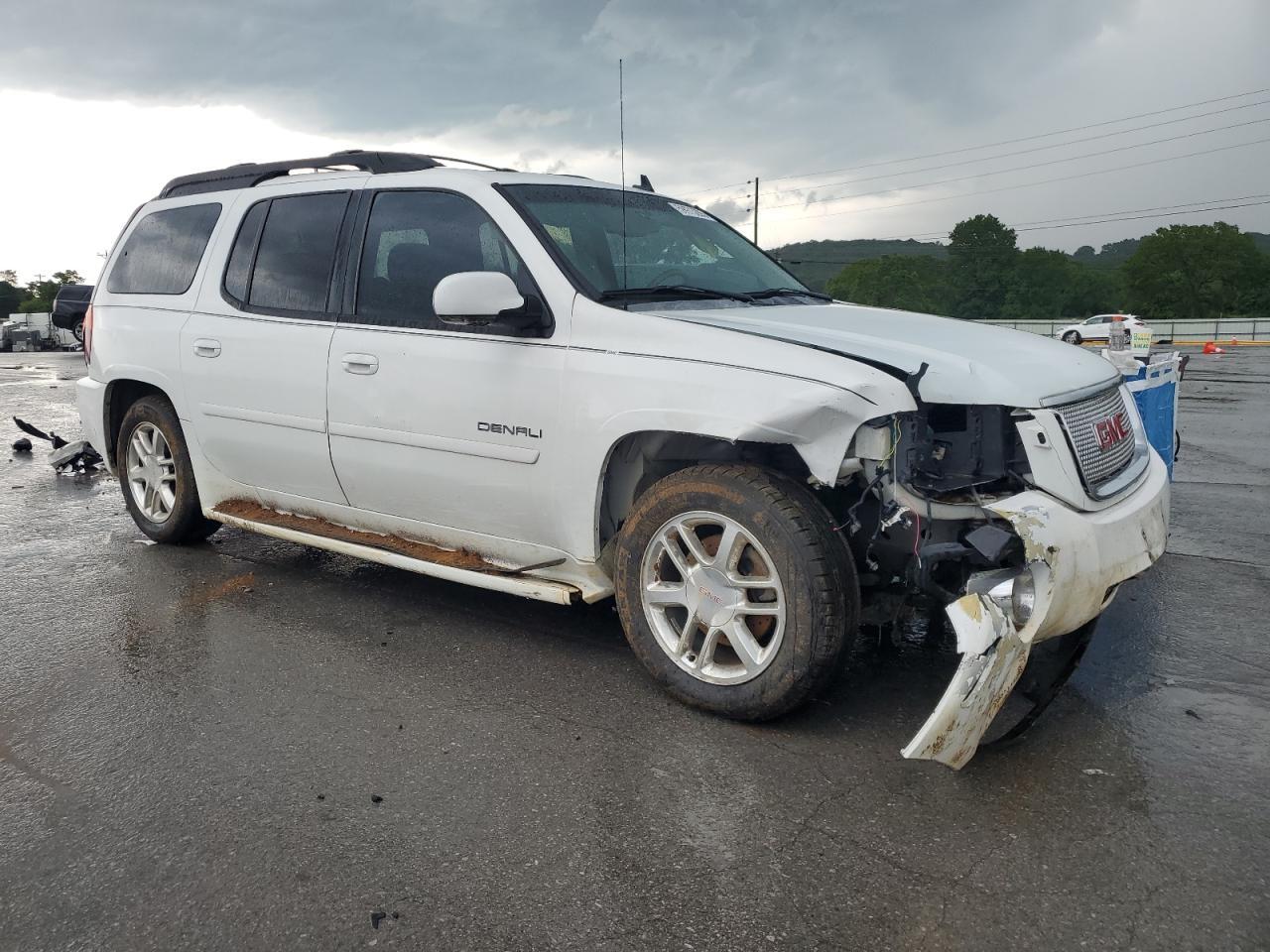 2006 GMC Envoy Denali Xl - Image 4