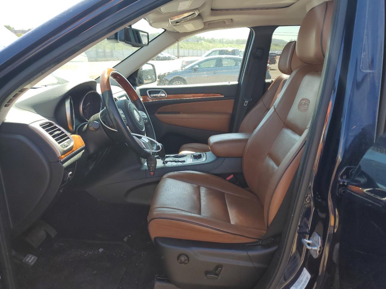 2013 Jeep Grand Cherokee Overland - Image 7