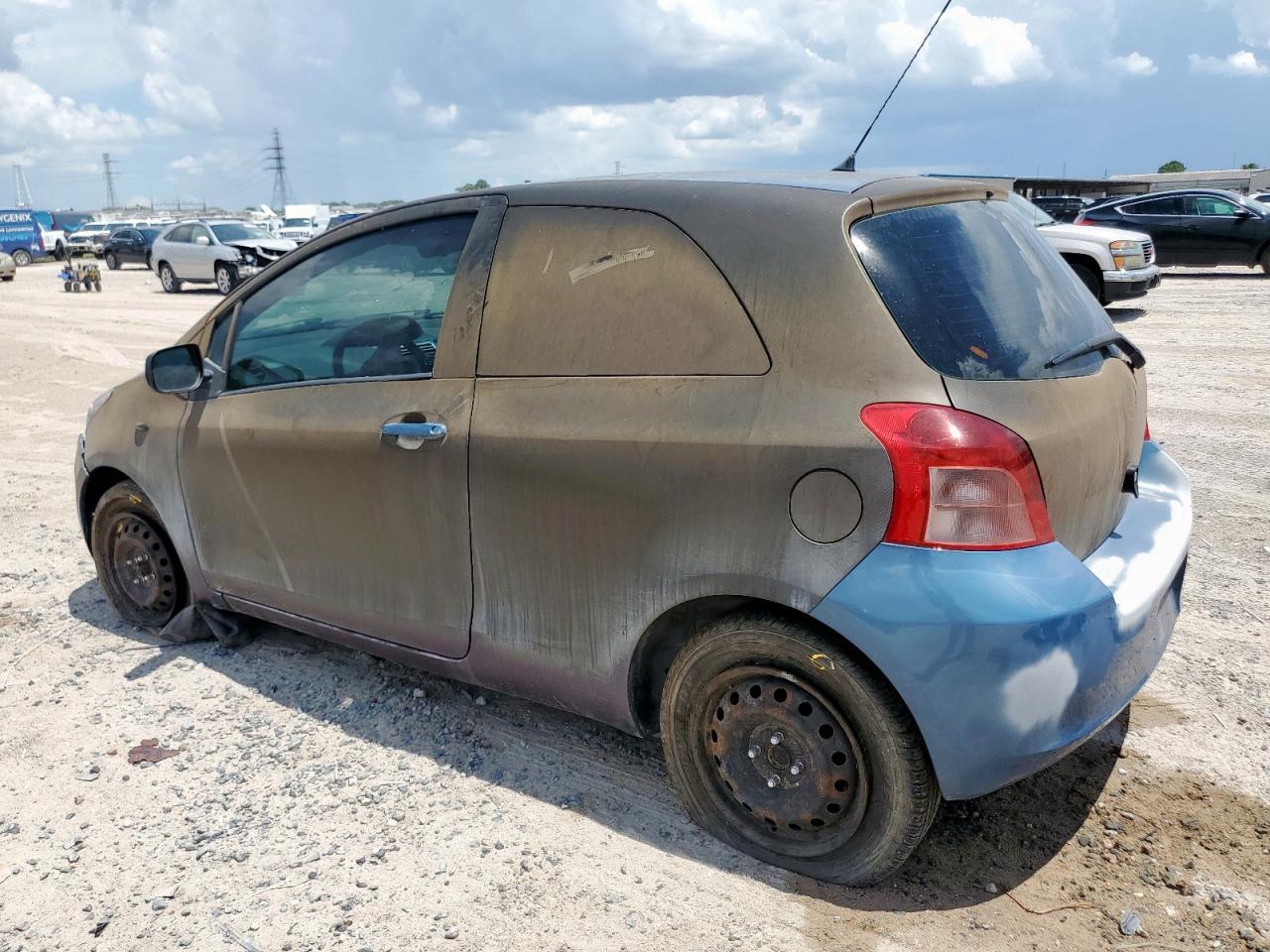 2008 Toyota Yaris - Фото 2