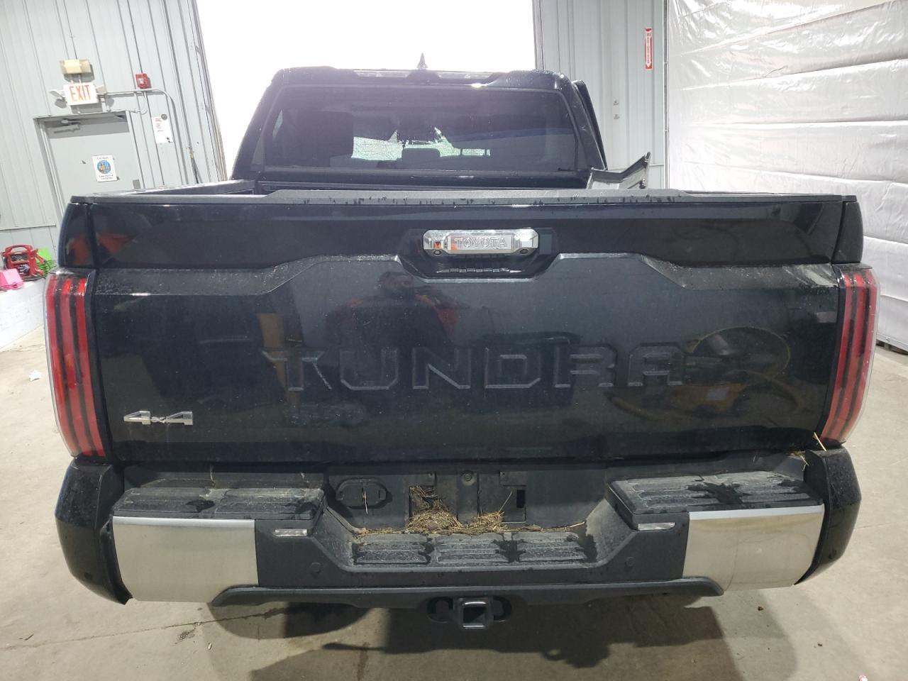 2023 Toyota Tundra Crewmax Limited - Image 6