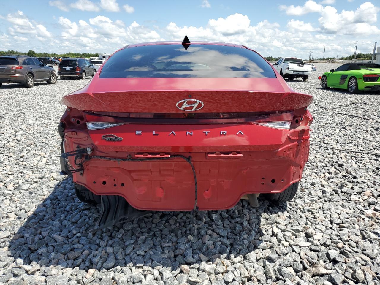 2021 Hyundai Elantra Sel - Фото 6