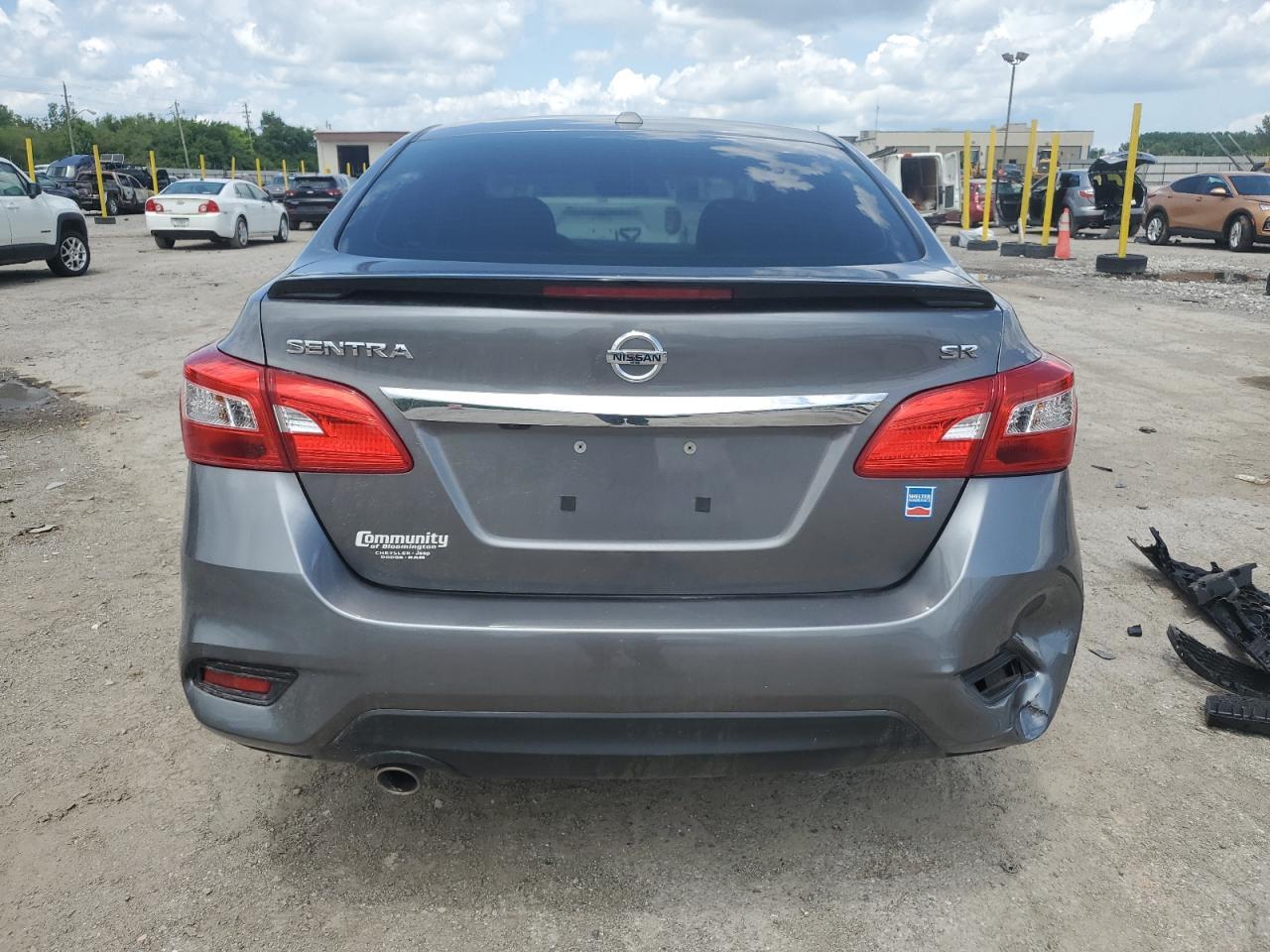 2017 Nissan Sentra S - Фото 6
