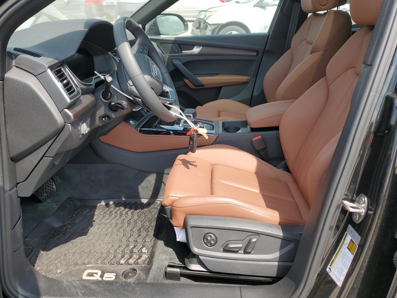 2025 Audi Q5 Premium Plus 45 - Фото 7