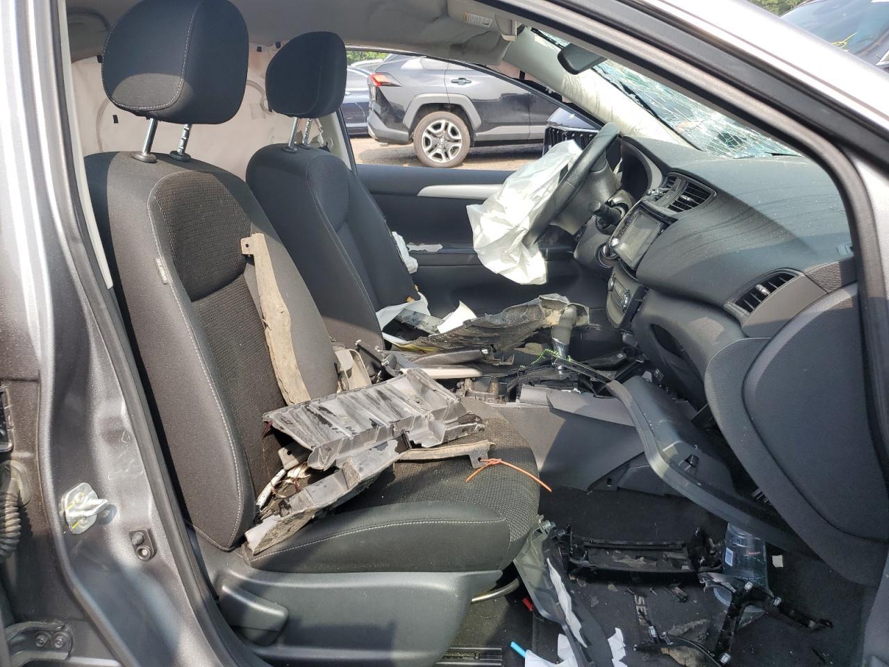 2019 Nissan Sentra S - Фото 7