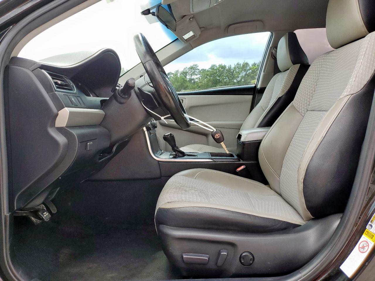 2015 Toyota Camry Le - Фото 7