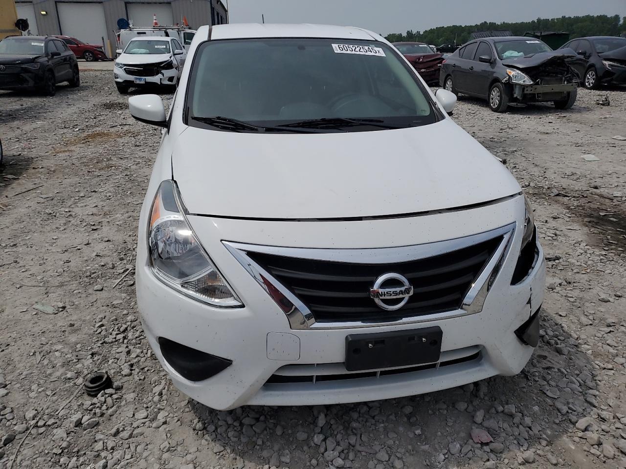 2018 Nissan Versa S - Image 5