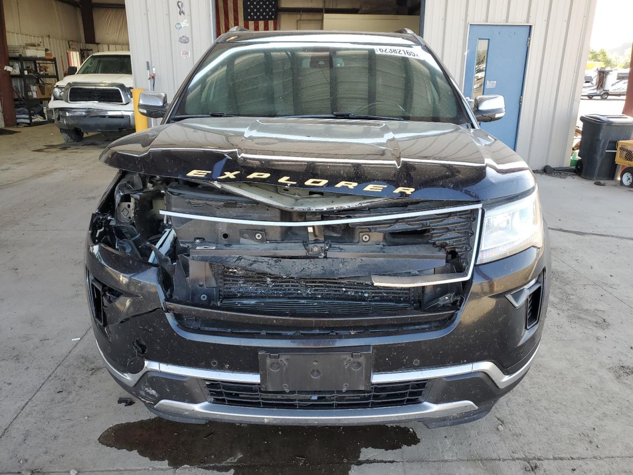 2019 Ford Explorer Platinum - Фото 5