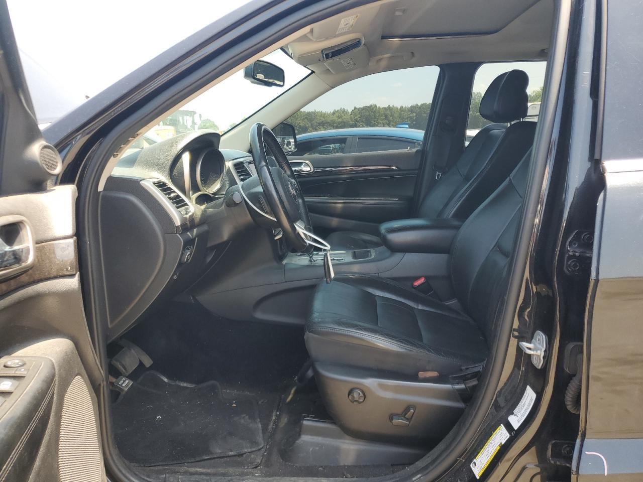 2013 Jeep Grand Cherokee Laredo - Image 7