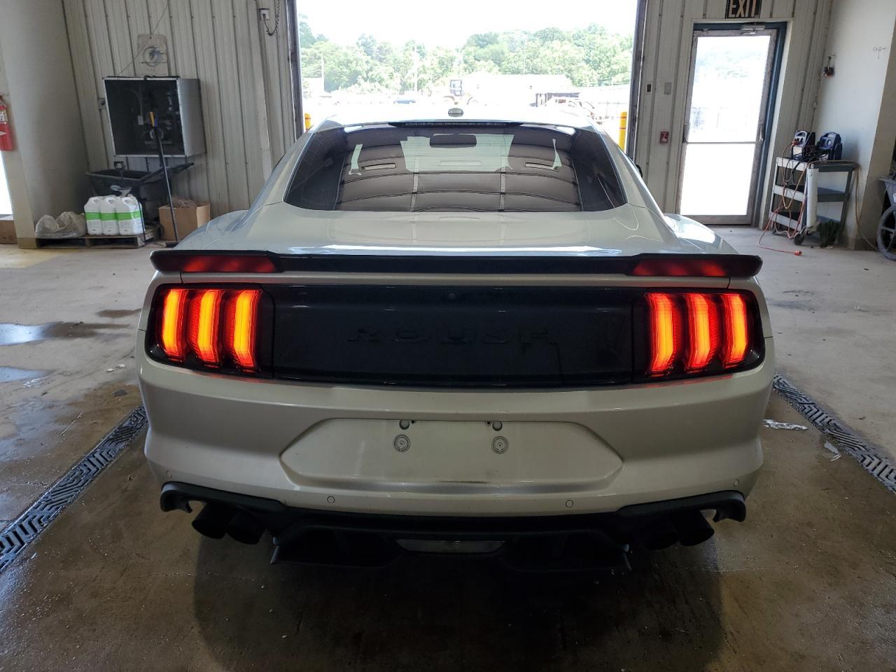 2019 Ford Mustang Gt - Фото 6