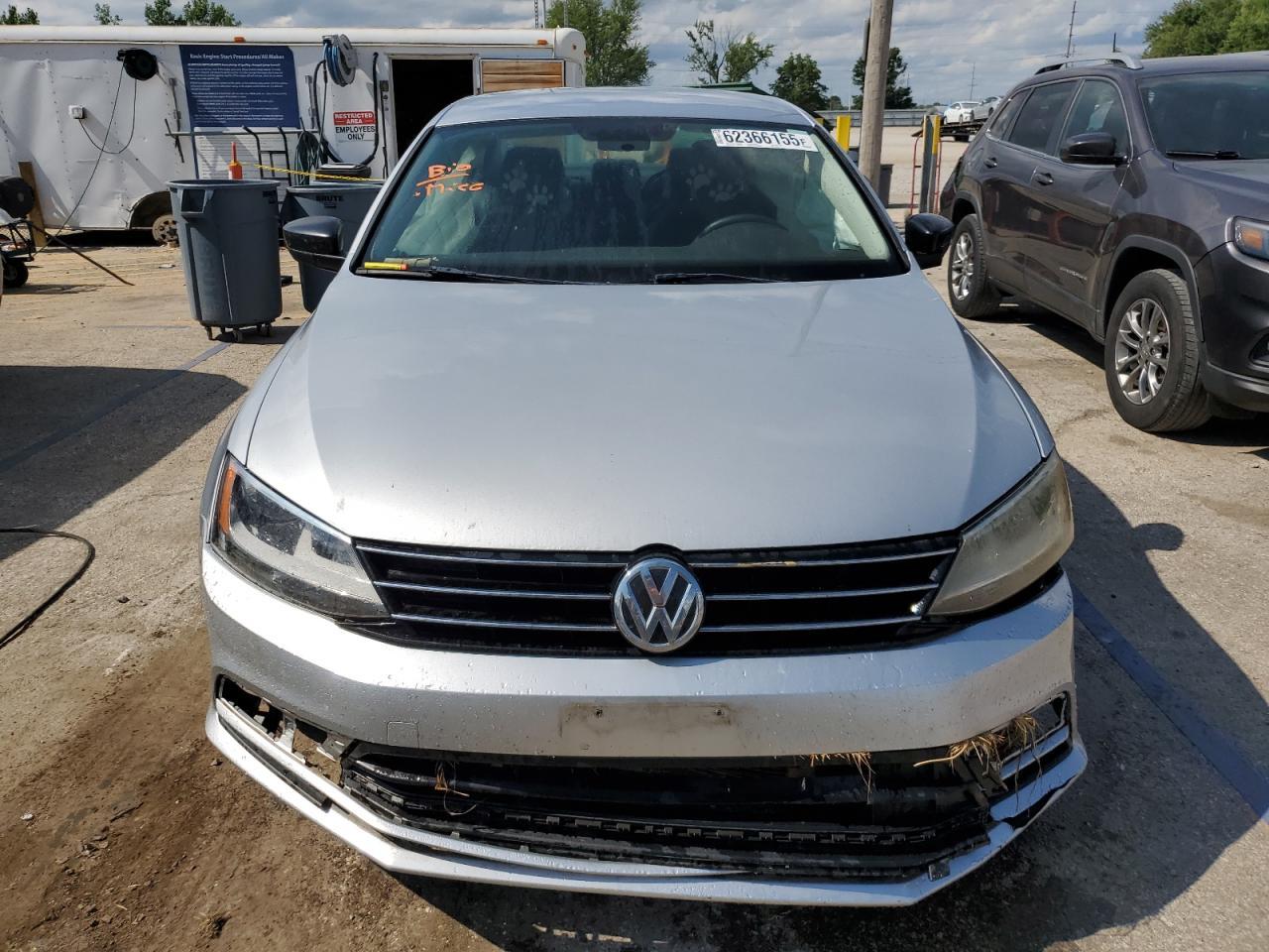 2016 Volkswagen Jetta Se - Фото 5