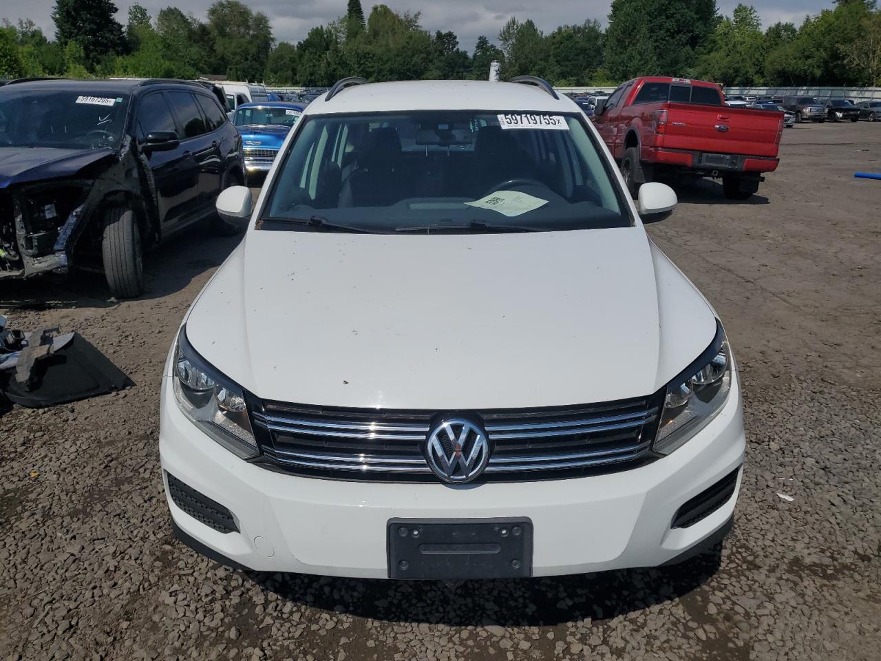2017 Volkswagen Tiguan S - Image 5