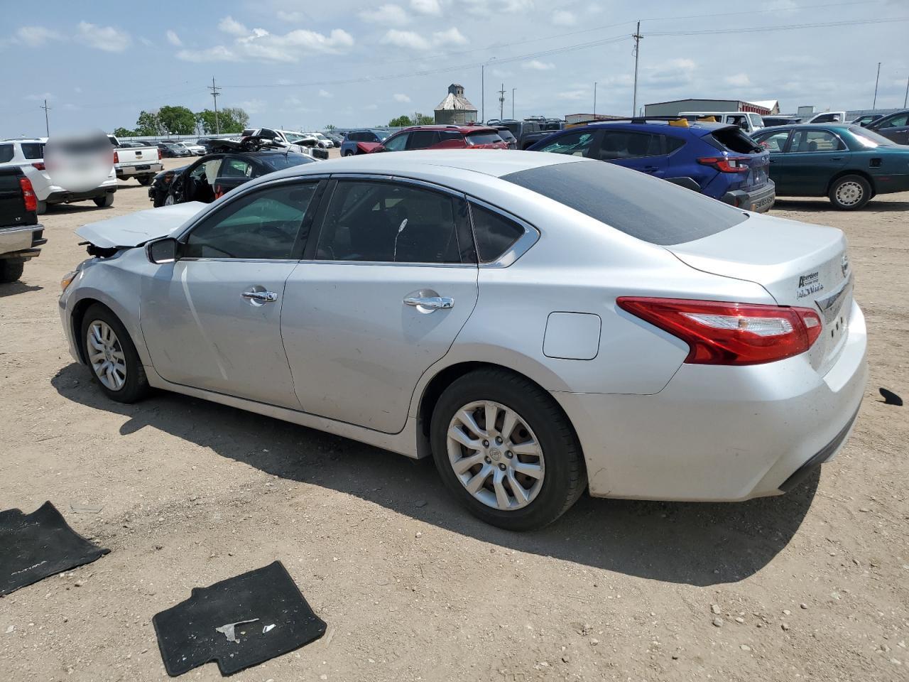2016 Nissan Altima 2.5 - Фото 2