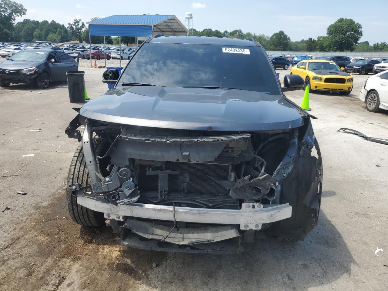 2020 Ford Explorer Xlt - Image 5